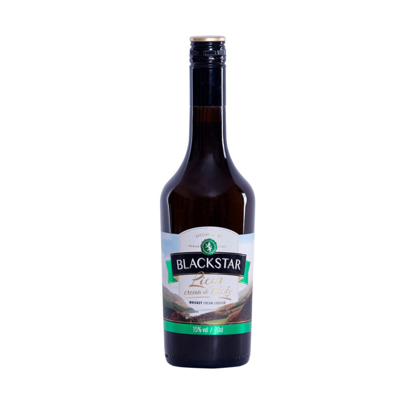 Licor Crema Whisky Blackstar 70 cl con etiqueta de paisaje y banda verde